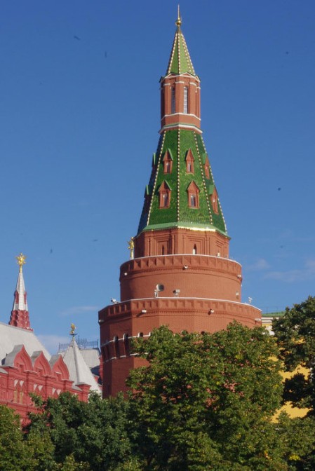 Угловая Арсенальная башня Кремля