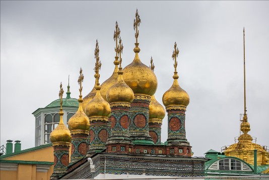 Купола Верхоспасского собора в Кремле